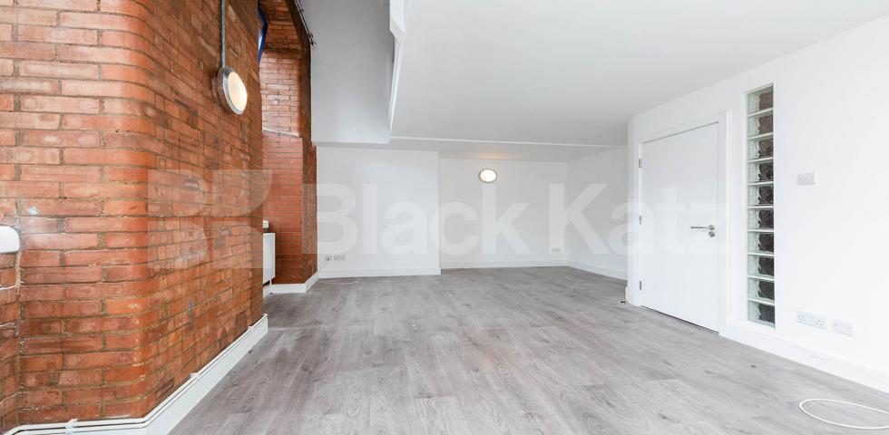 			1 Bedroom, 1 bath, 1 reception Apartment			 Dove Road, CANONBURY-ISLINGTON